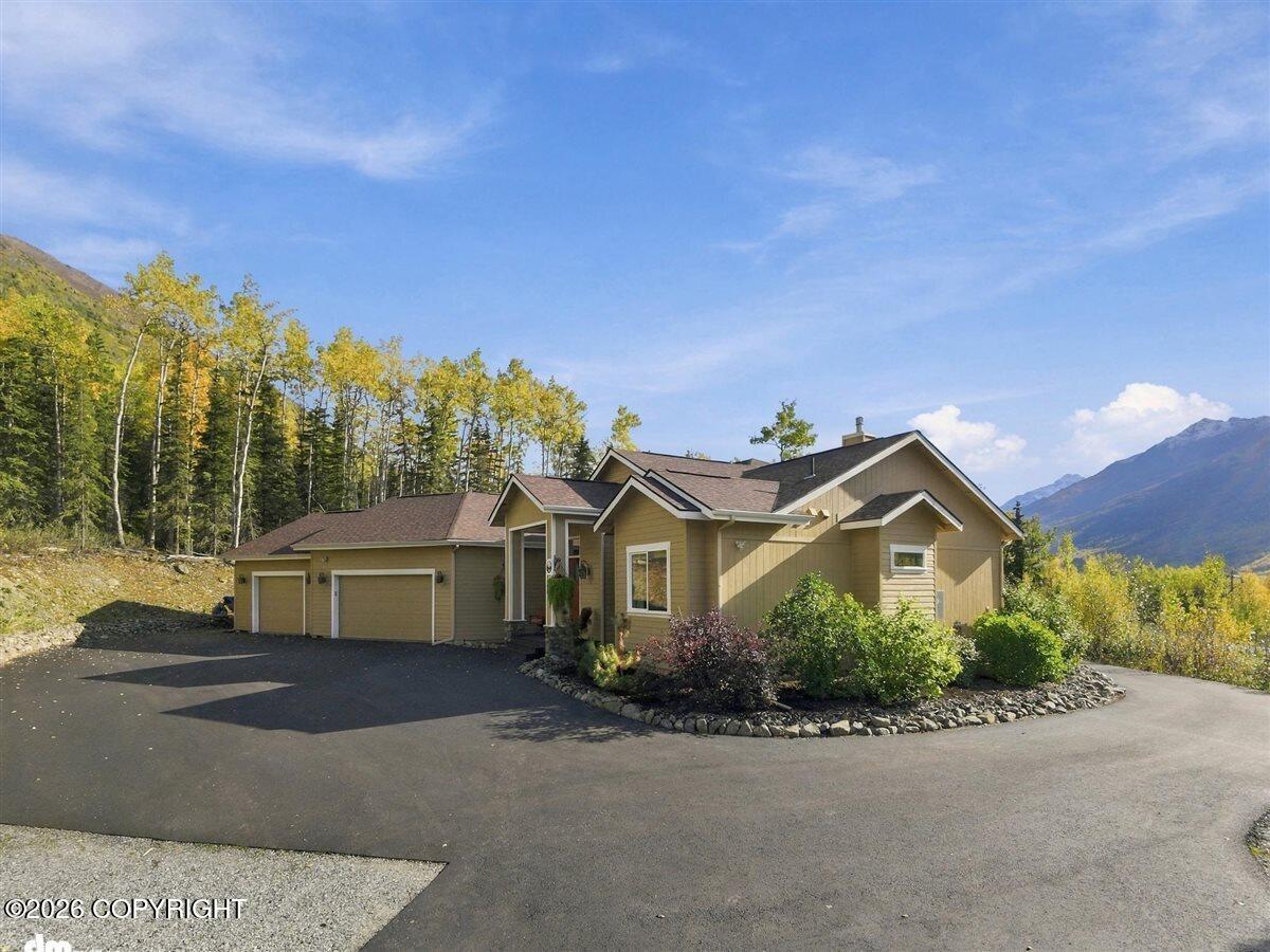 27233 Vantage Avenue Property Photo 2