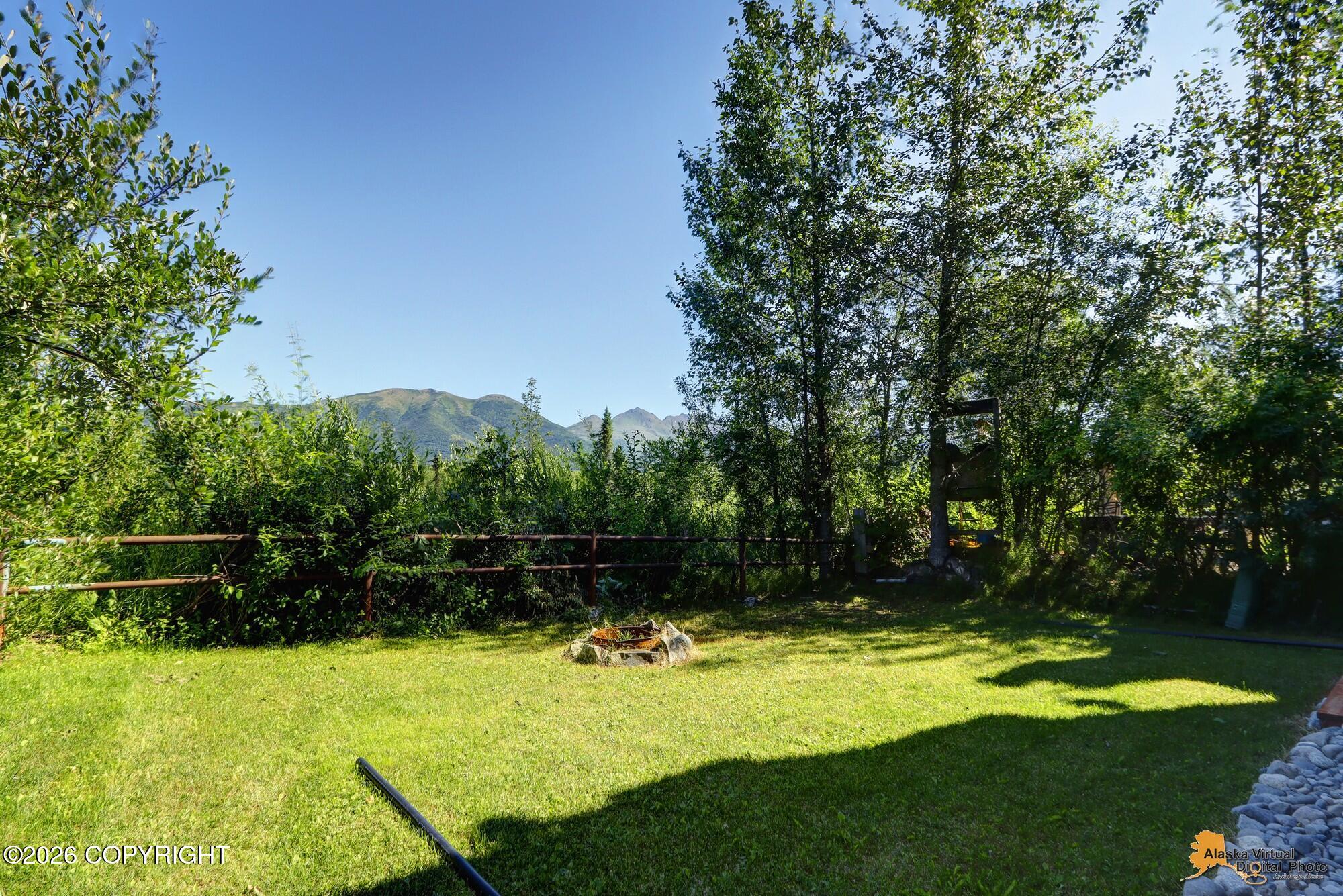 8736 Cross Pointe Loop Property Photo 5