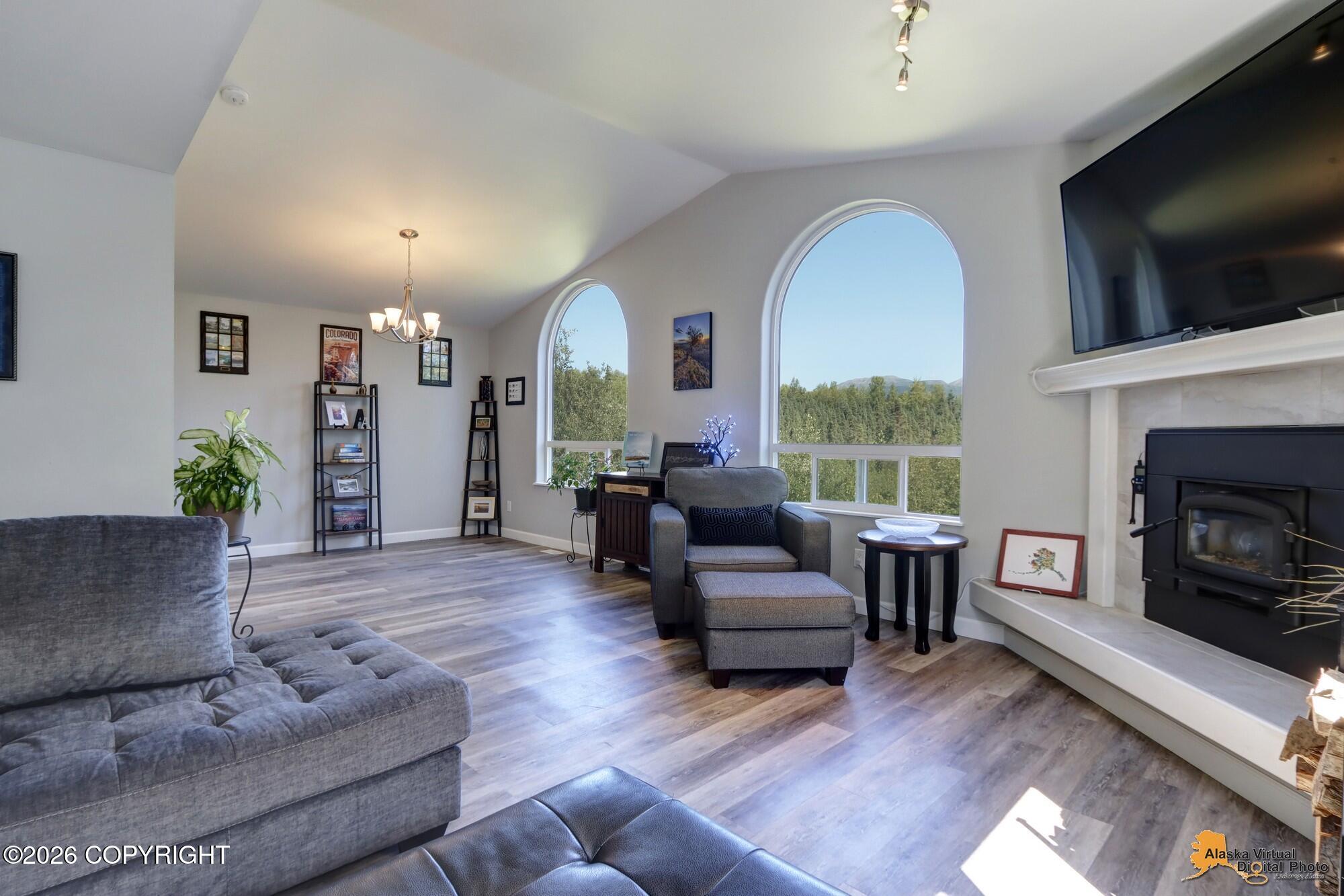 8736 Cross Pointe Loop Property Photo 9