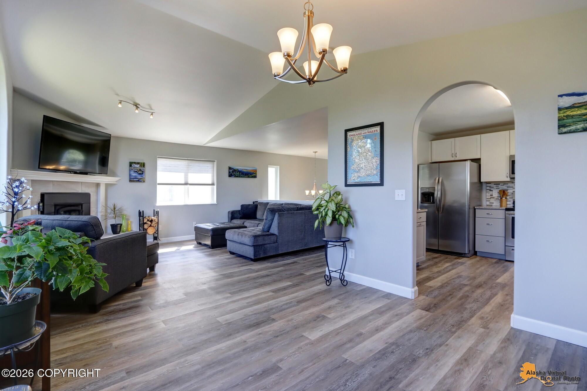 8736 Cross Pointe Loop Property Photo 12