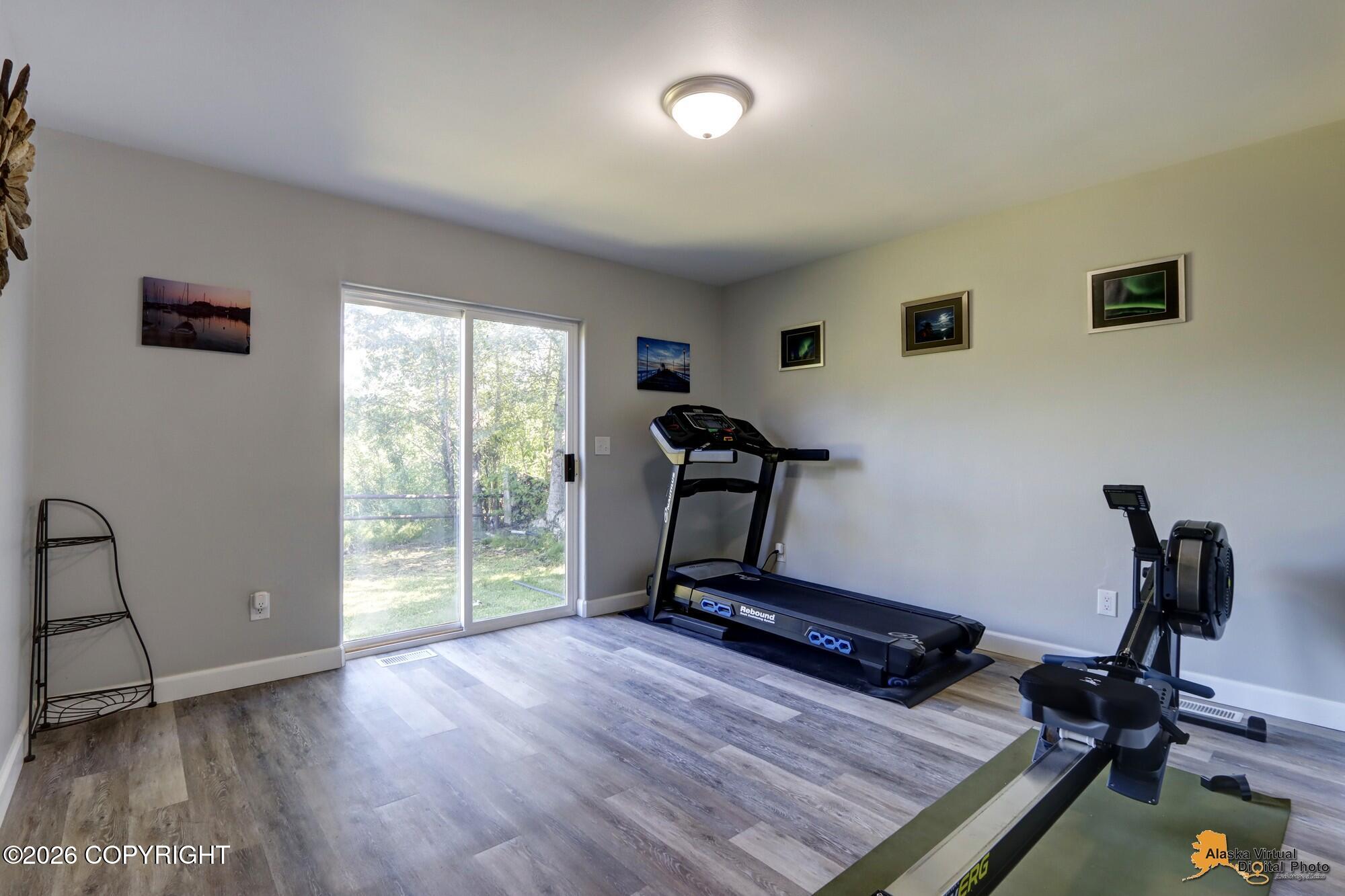 8736 Cross Pointe Loop Property Photo 23