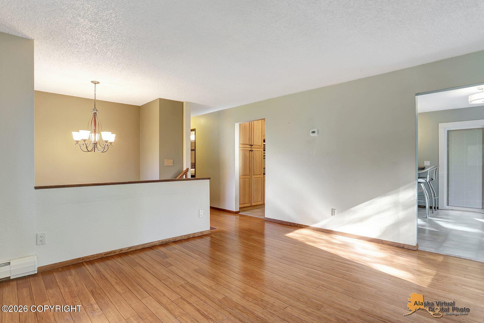 8541 Greenhill Way Property Photo 3