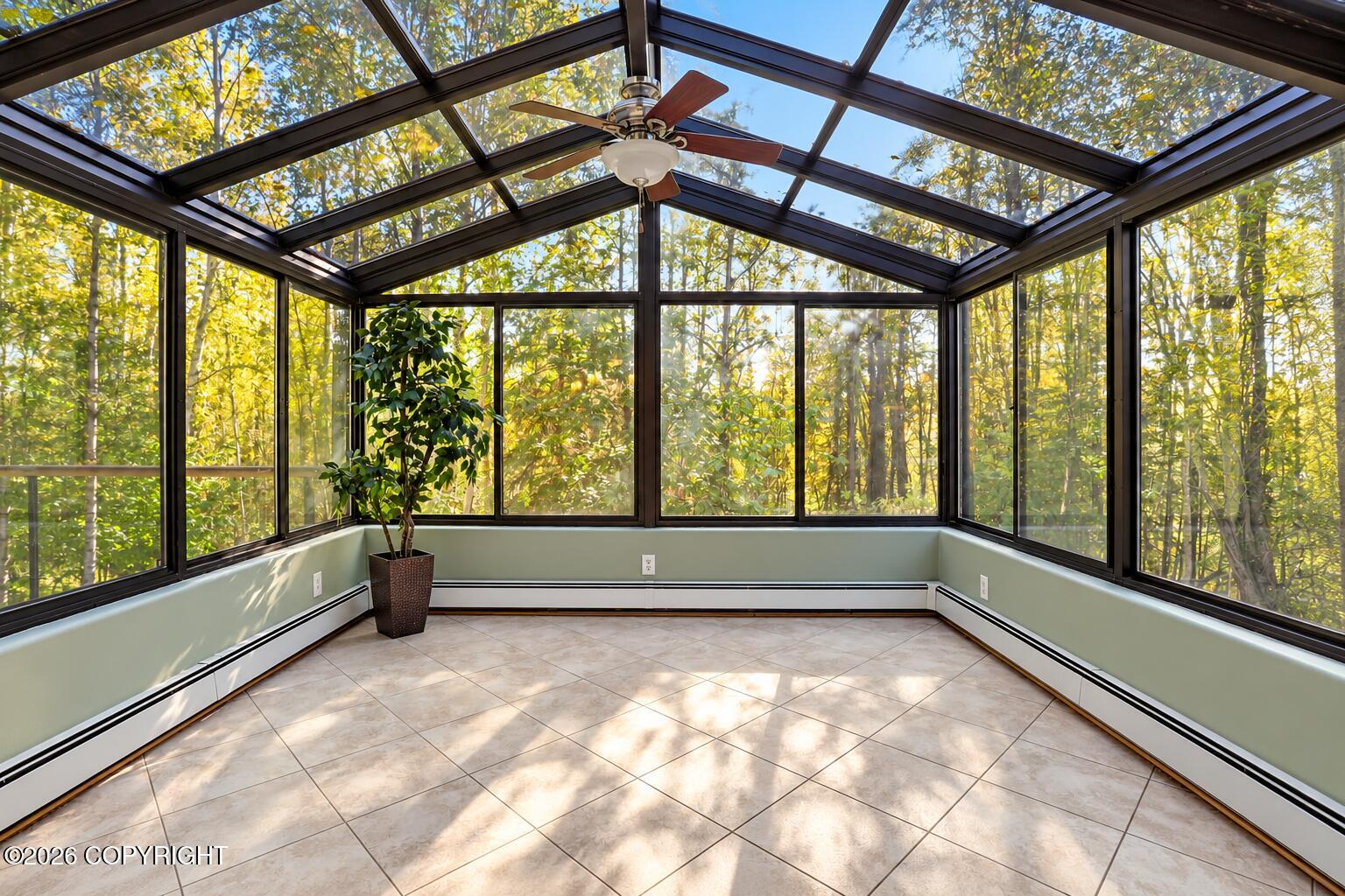 8541 Greenhill Way Property Photo 6