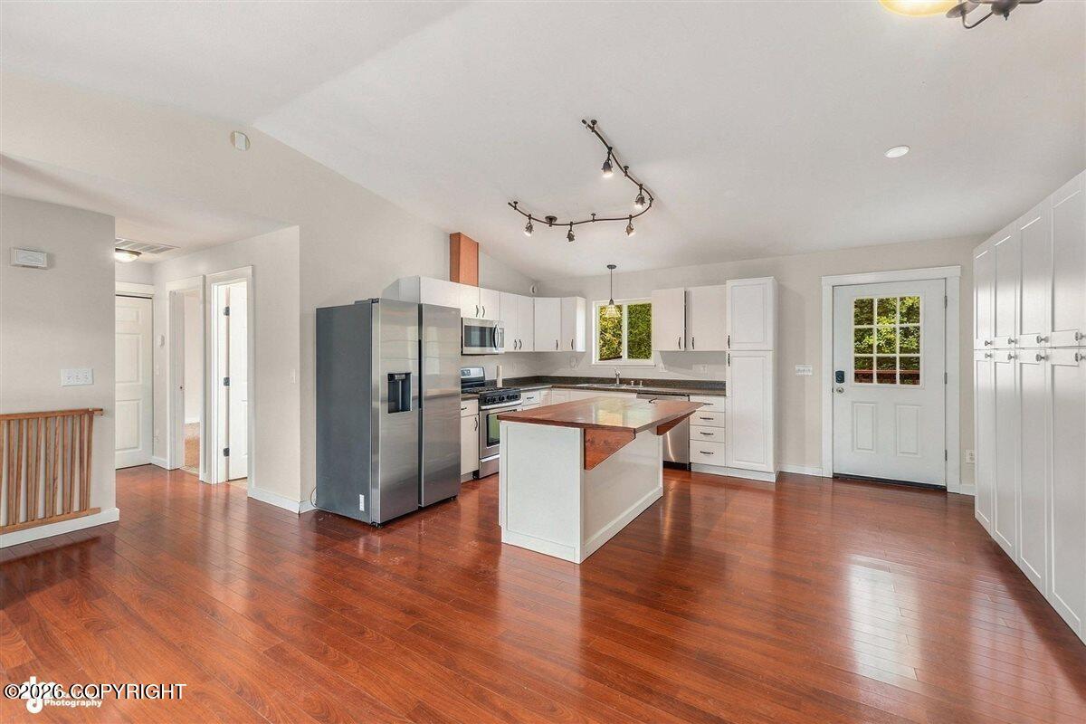 3525 N Grey Wolf Drive Property Photo 10