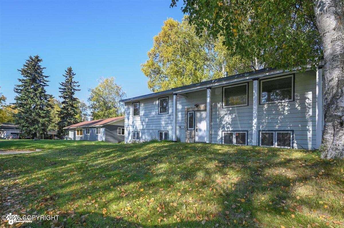 507 E 73rd Avenue Property Photo 4