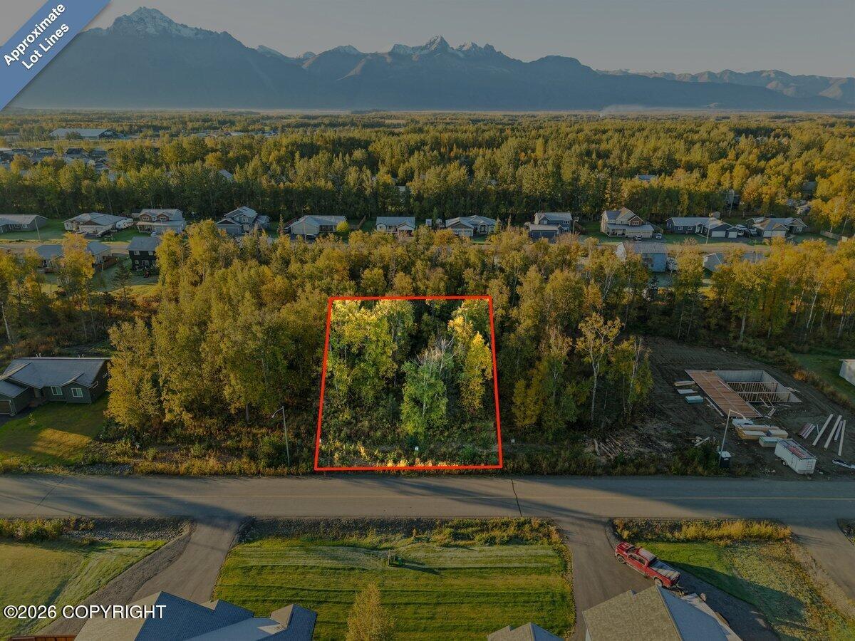 1553 E Hidden Ranch Loop Property Photo 2
