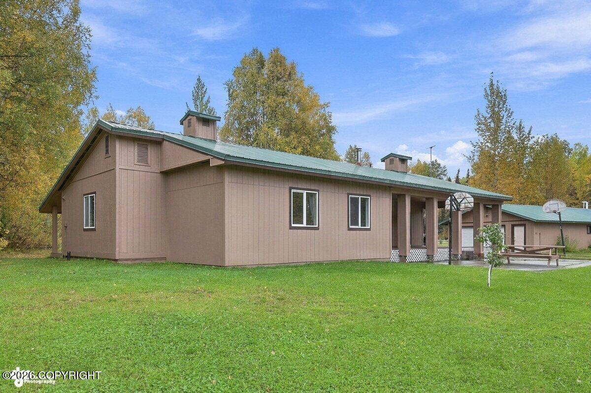 29453 W Parks Highway Property Photo 8