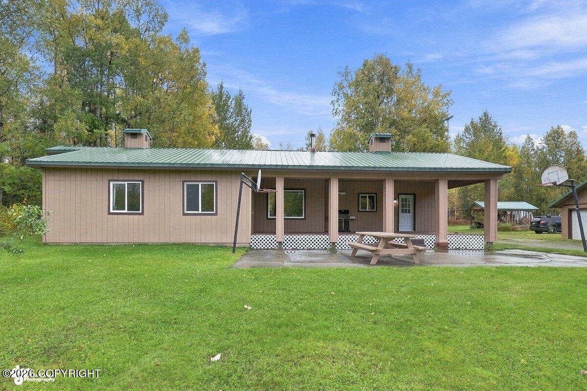 29453 W Parks Highway Property Photo 10