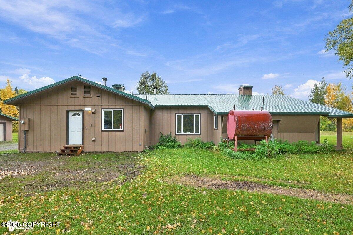 29453 W Parks Highway Property Photo 12