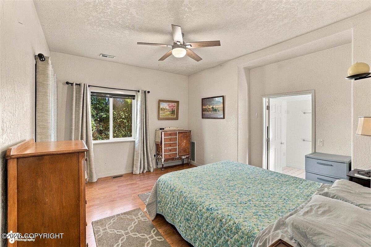 29453 W Parks Highway Property Photo 25