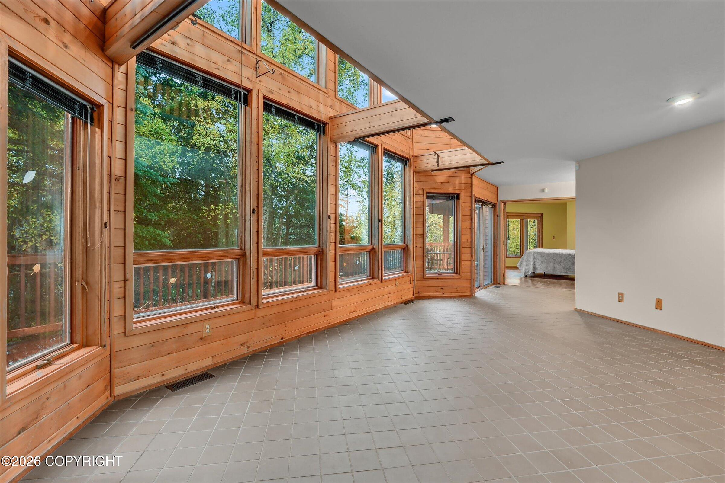4221 Southpark Bluff Drive Property Photo 22