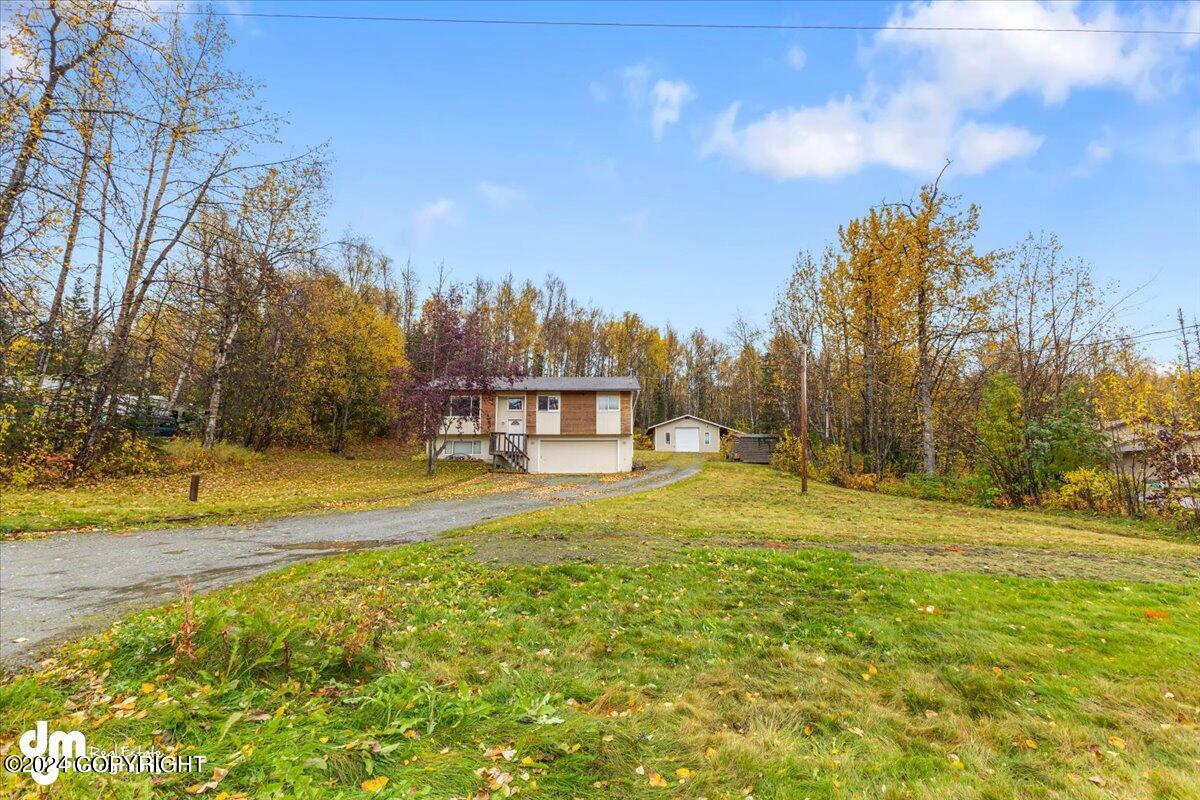 250 E Luther Avenue Property Photo 6