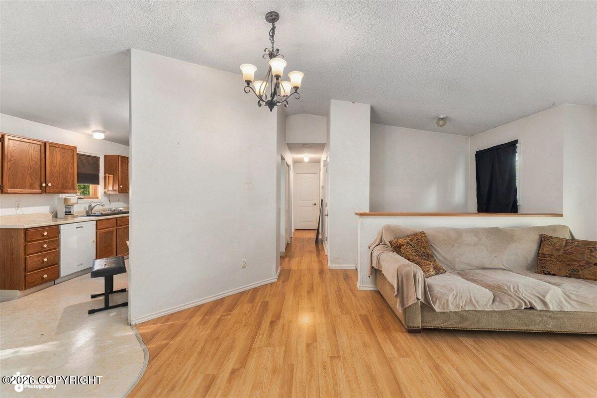 250 E Luther Avenue Property Photo 29