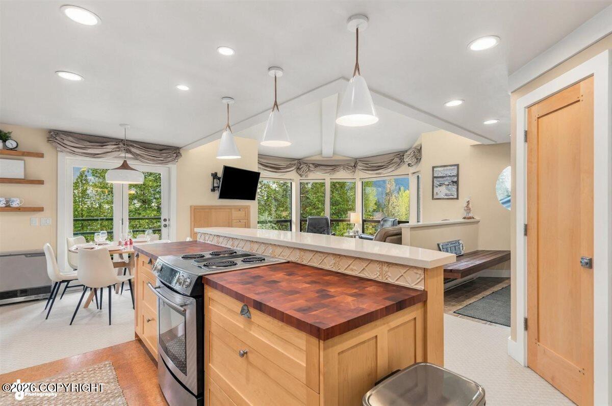 130 Taos Road #a5 Property Photo 10