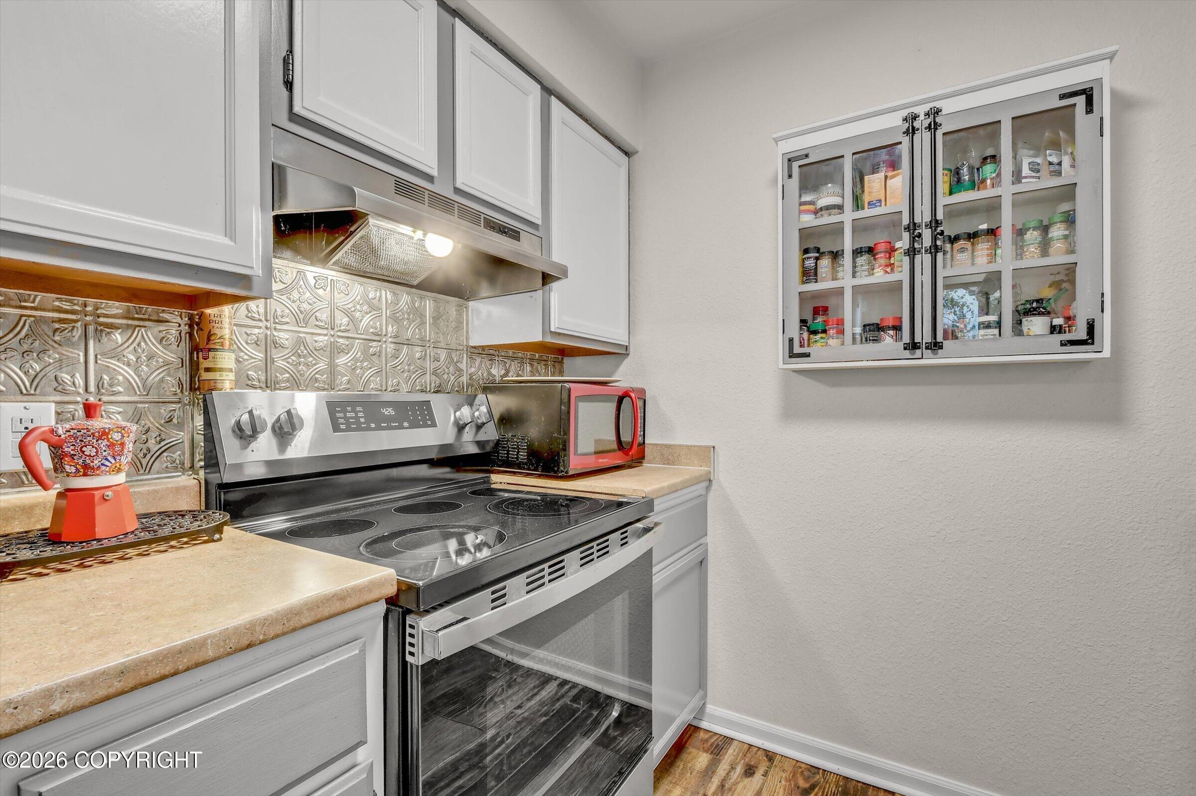 11720 Business Boulevard #207b Property Photo 8