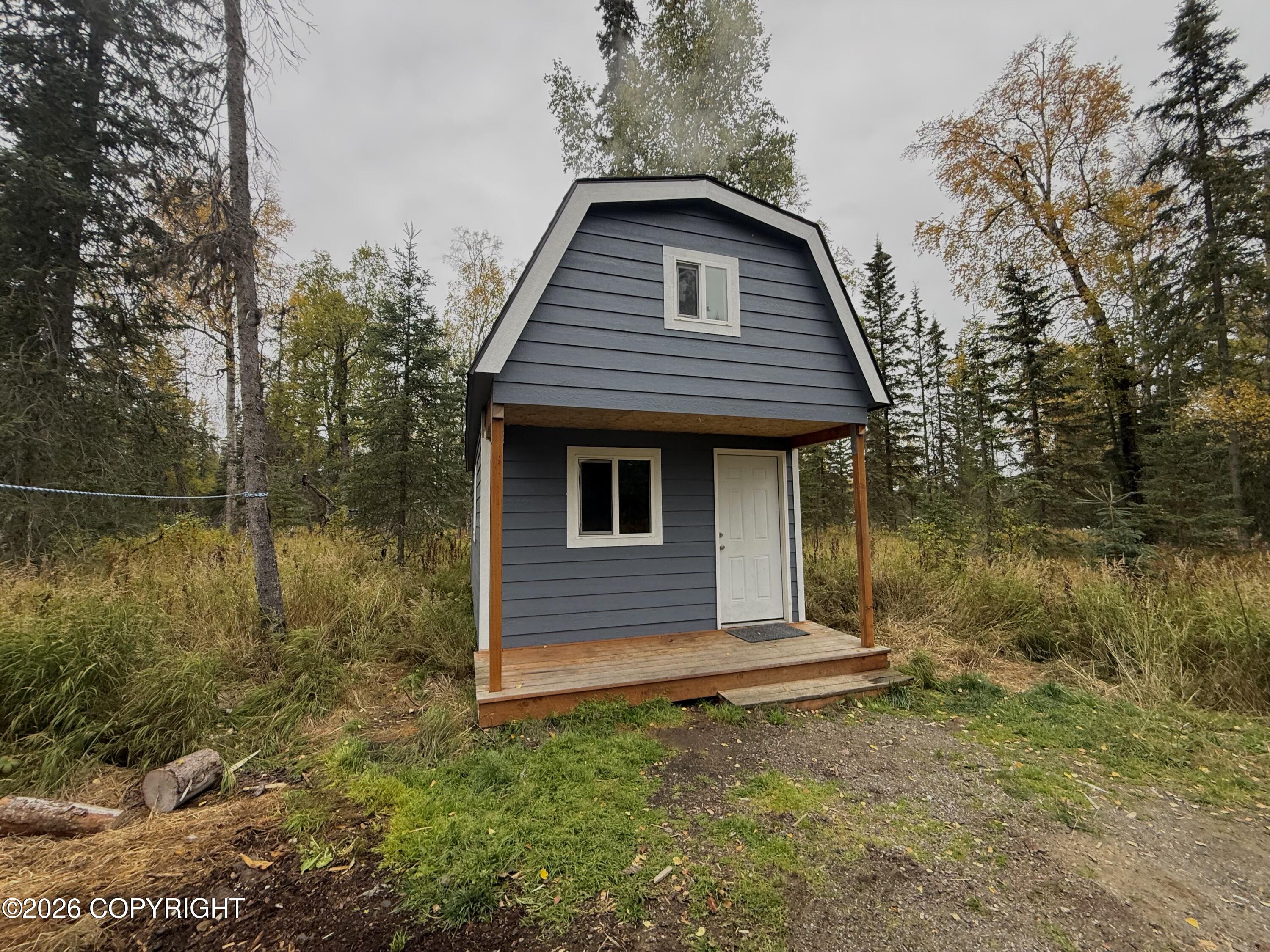 52056 Zircon Court Property Photo 3