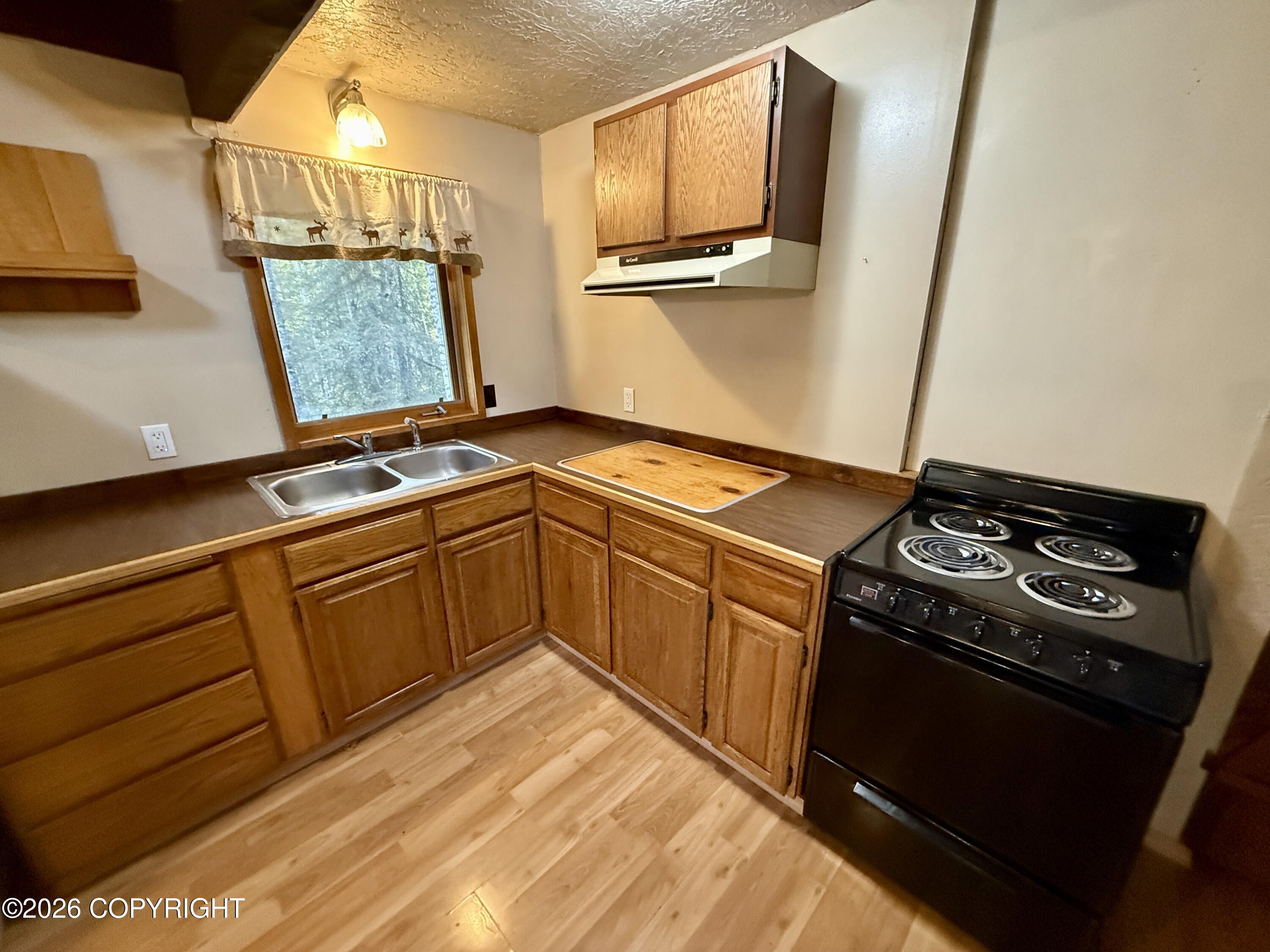 10671 W Forest Park Court Property Photo 4