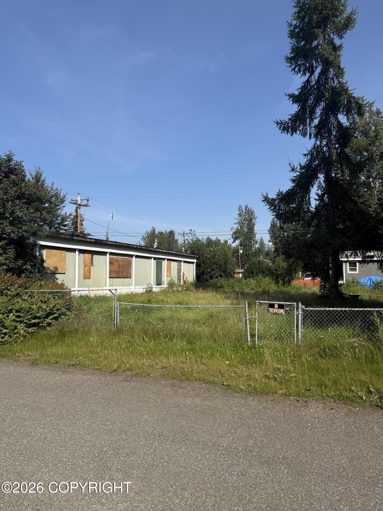 617 Kim Place Property Photo 3