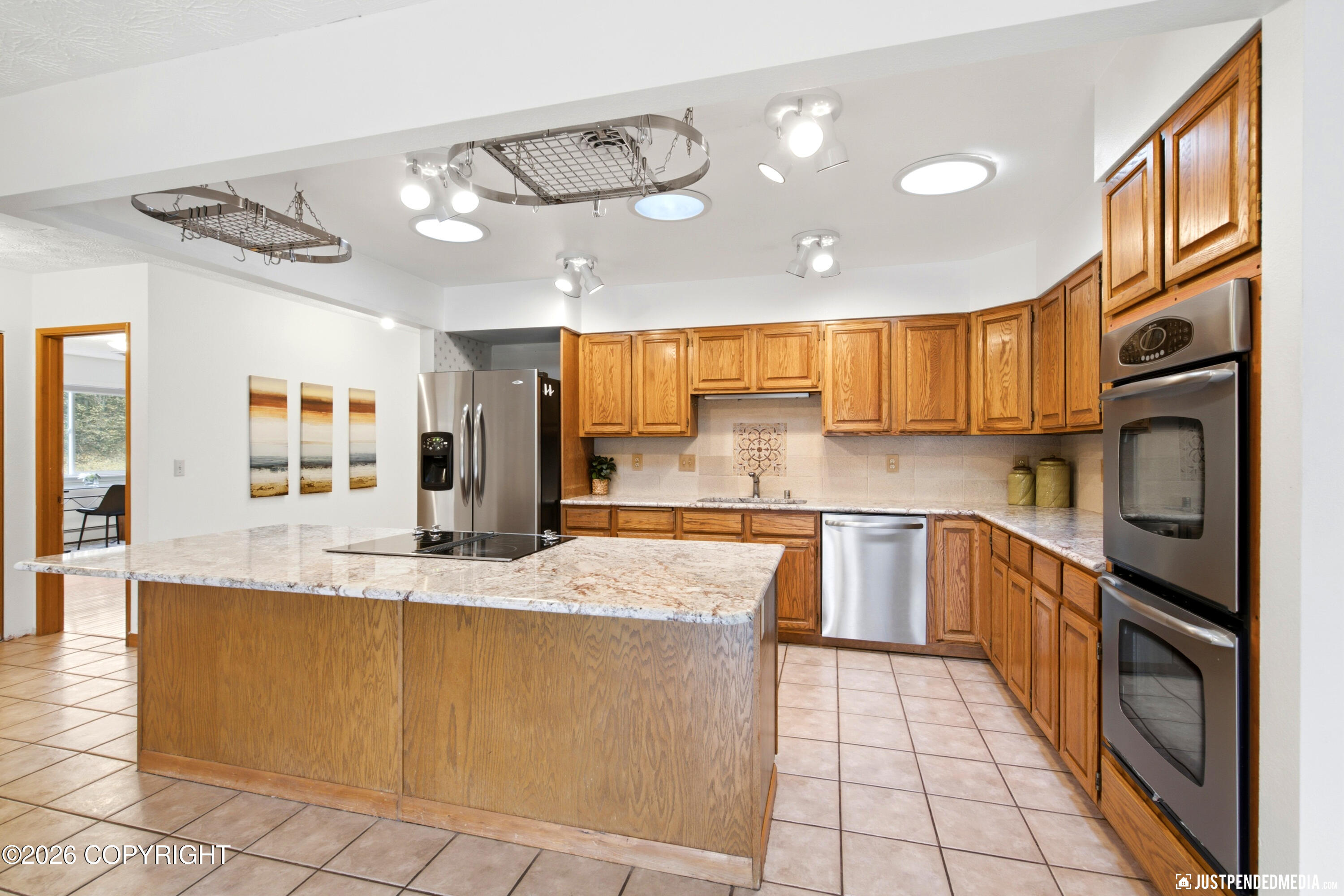 11200 Mael Street Property Photo 9