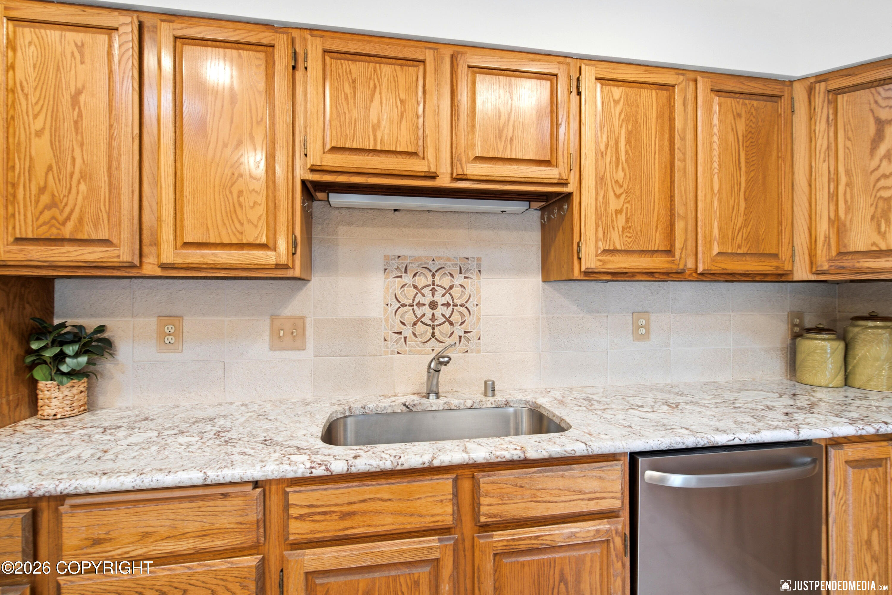 11200 Mael Street Property Photo 10