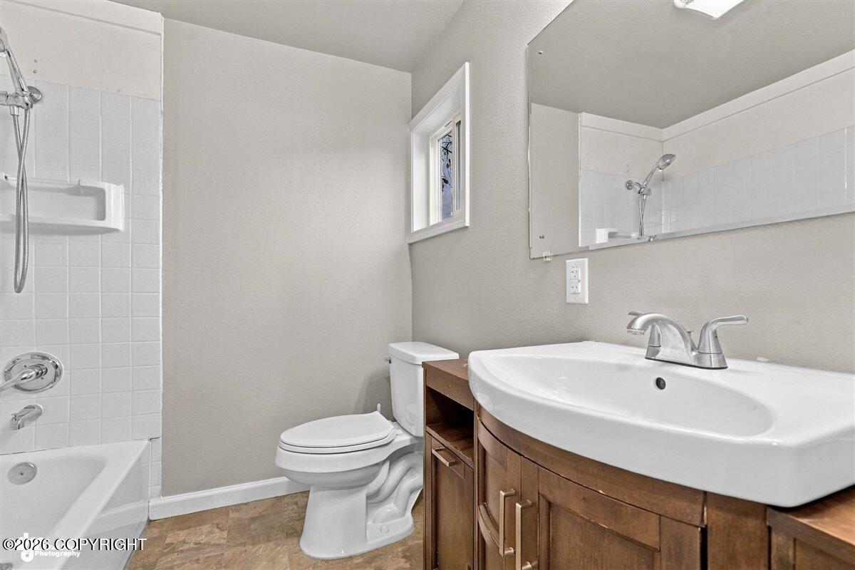 2440 Cottonwood Street Property Photo 15