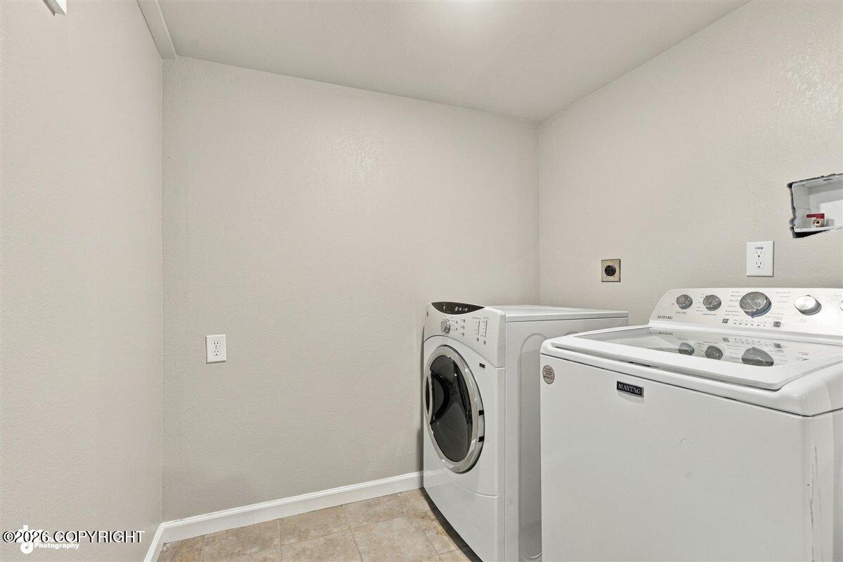 2440 Cottonwood Street Property Photo 32