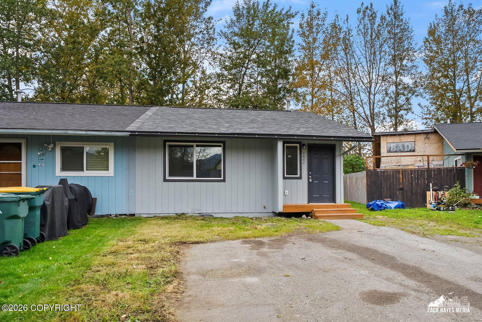 7640 Pleasure View Circle Property Photo 3