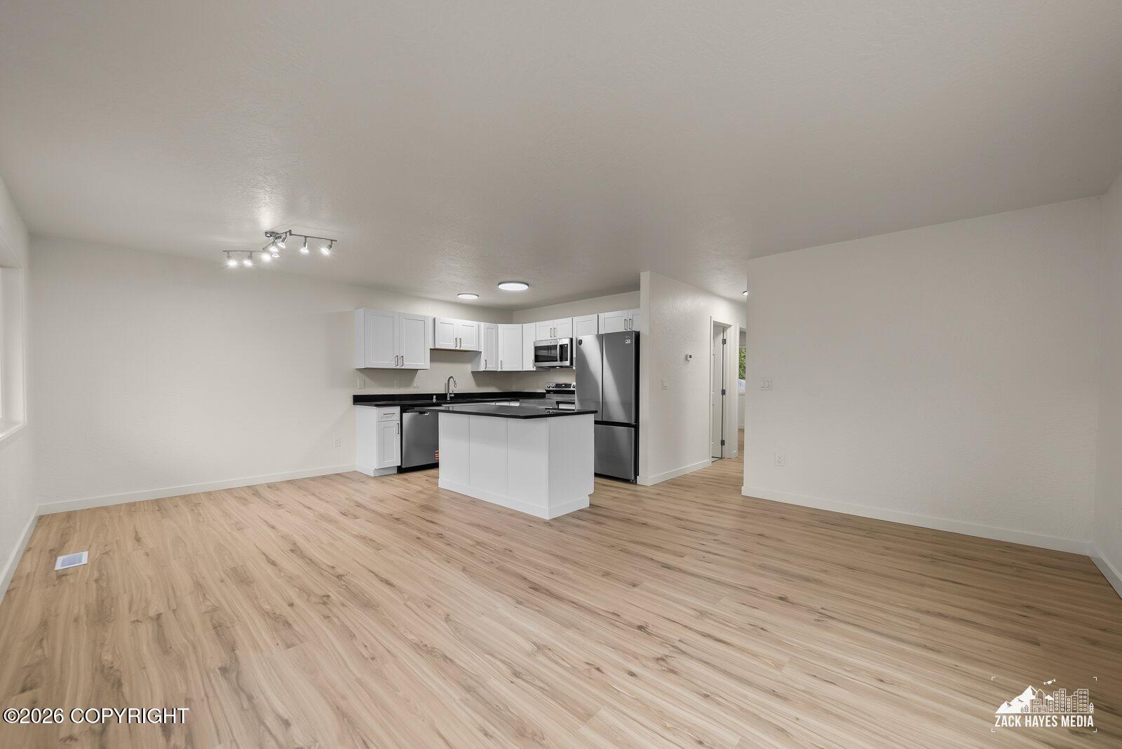 7640 Pleasure View Circle Property Photo 6