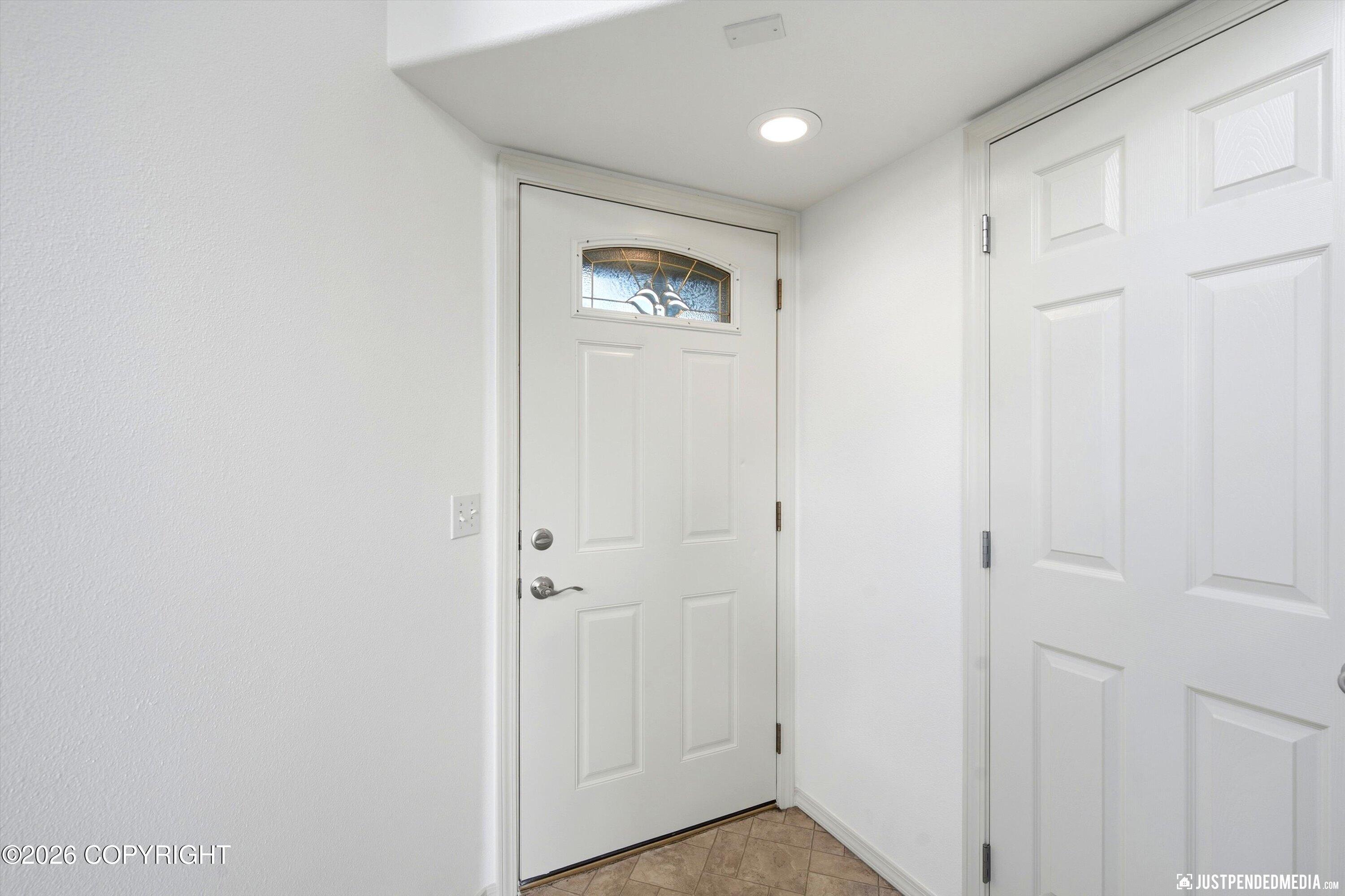 6398 Whispering Loop Property Photo 4