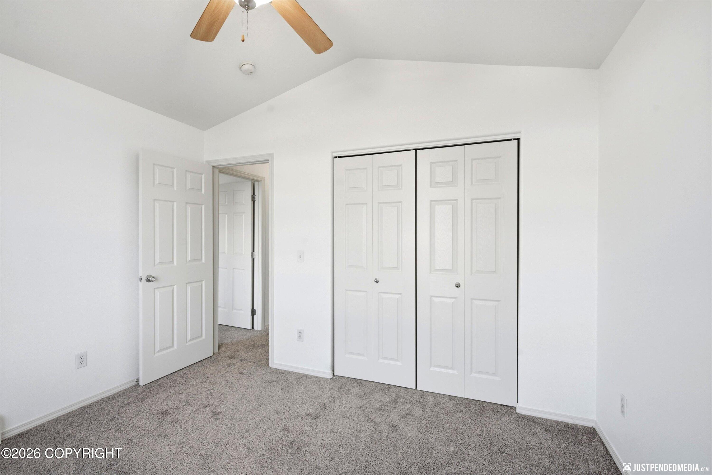 6398 Whispering Loop Property Photo 36