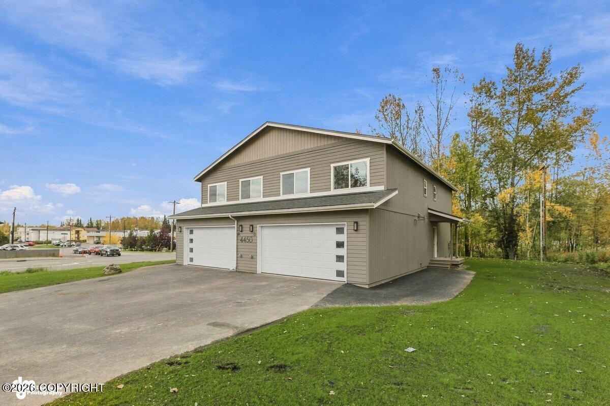 4450 View Circle Property Photo 1