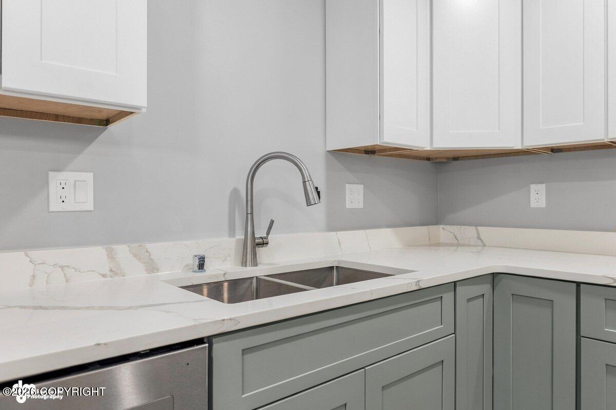 4450 View Circle Property Photo 8