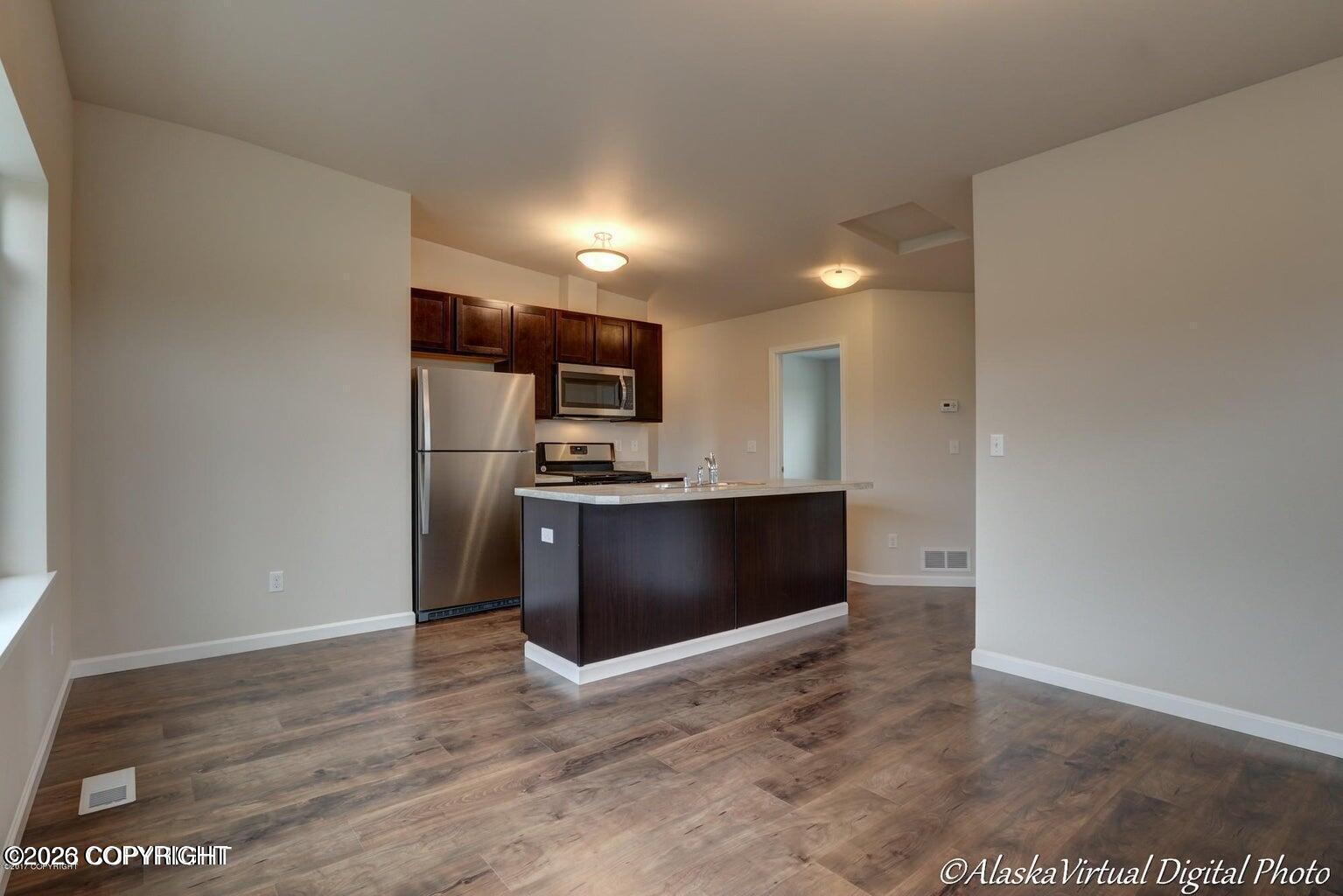 196 Willow View Circle Property Photo 4