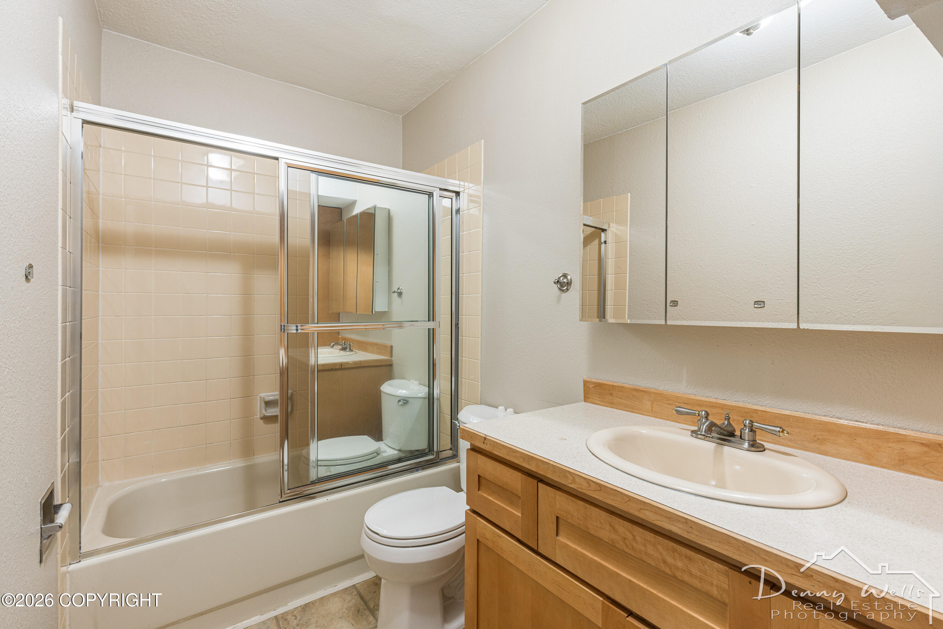 2130 Colony Loop Property Photo 14
