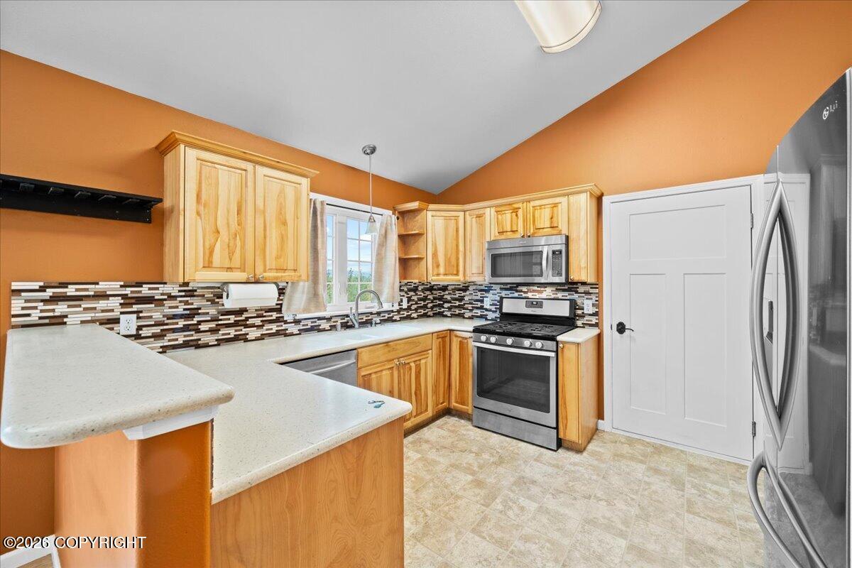 7824 W Mustafa Circle Property Photo 2