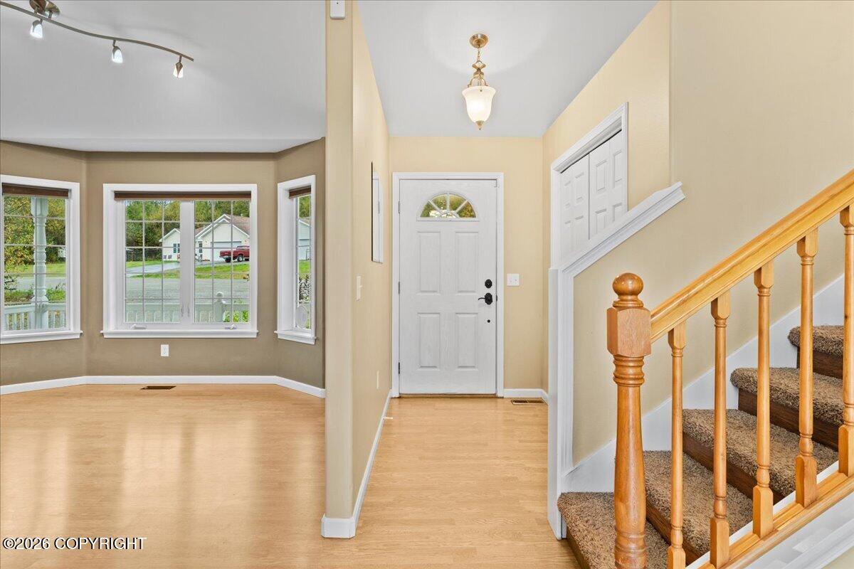 7824 W Mustafa Circle Property Photo 6