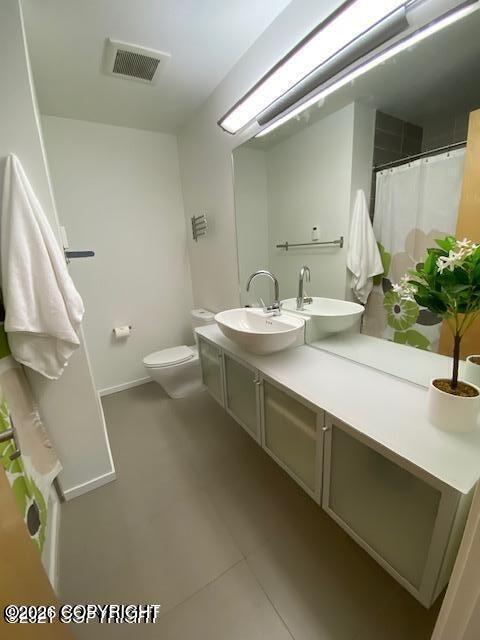 5201 E Northern Lights Boulevard #7w Property Photo 16