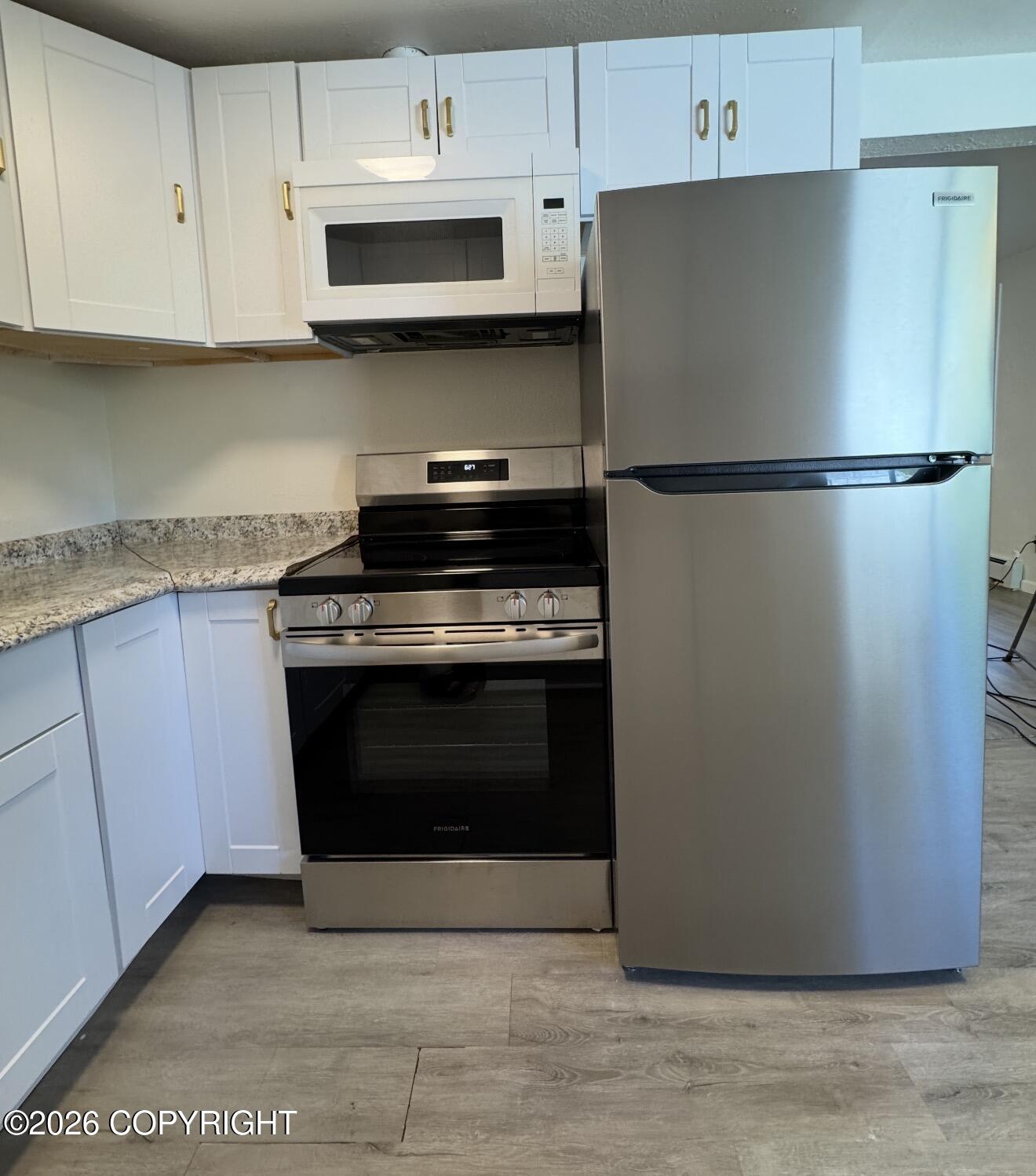 7313 Peck Avenue B Property Photo 1