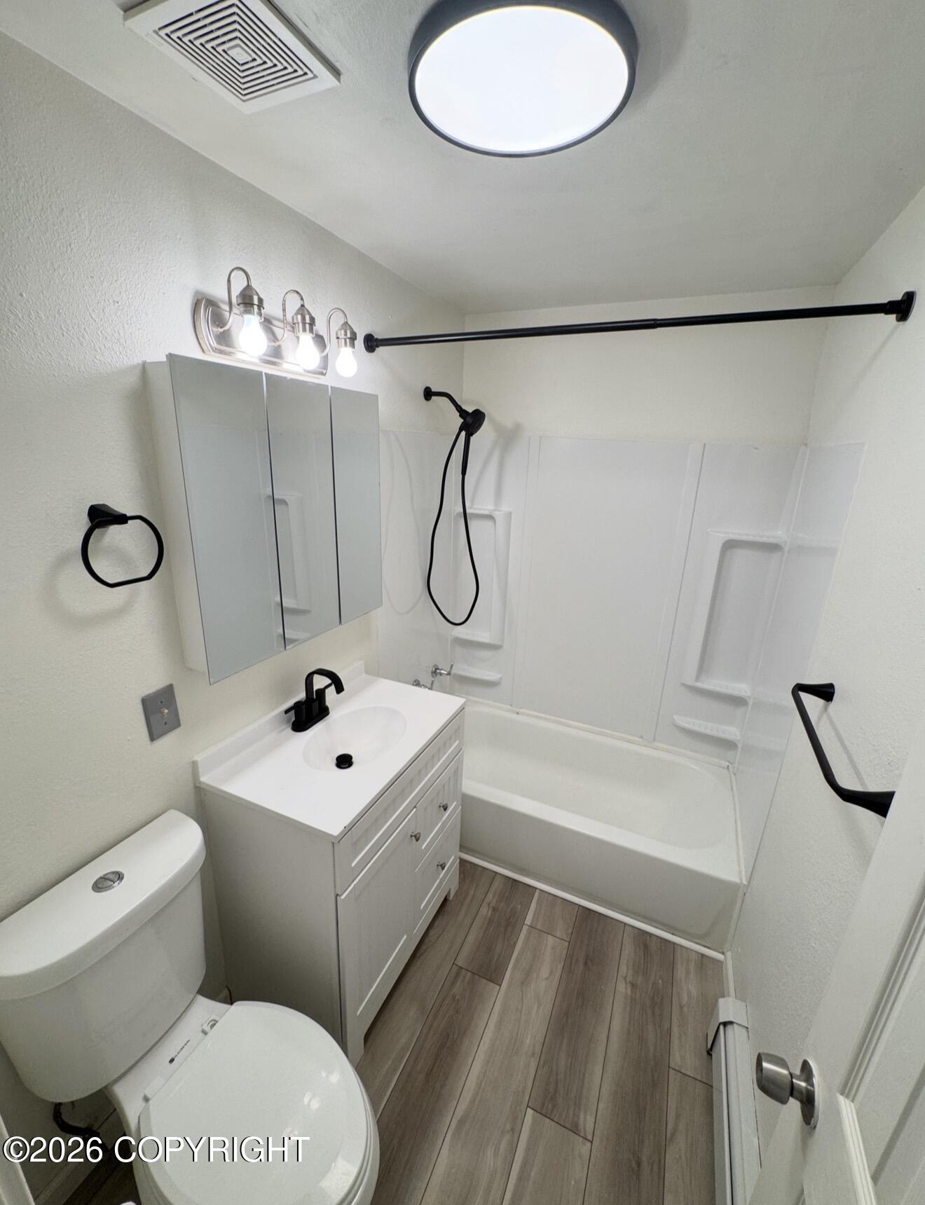 7313 Peck Avenue B Property Photo 6