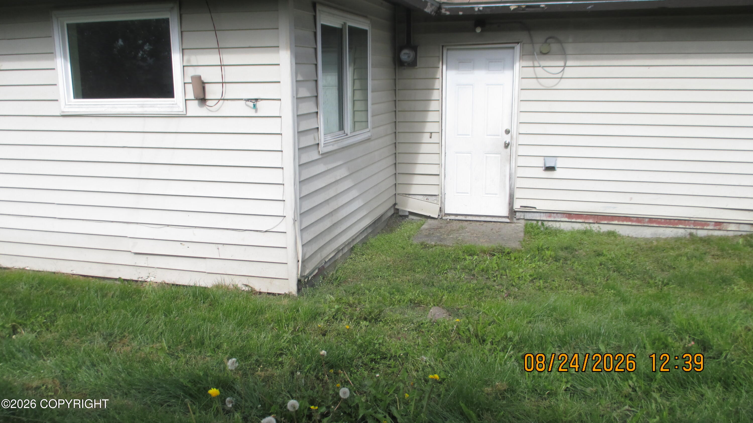 4210 E 3rd Avenue Property Photo 7