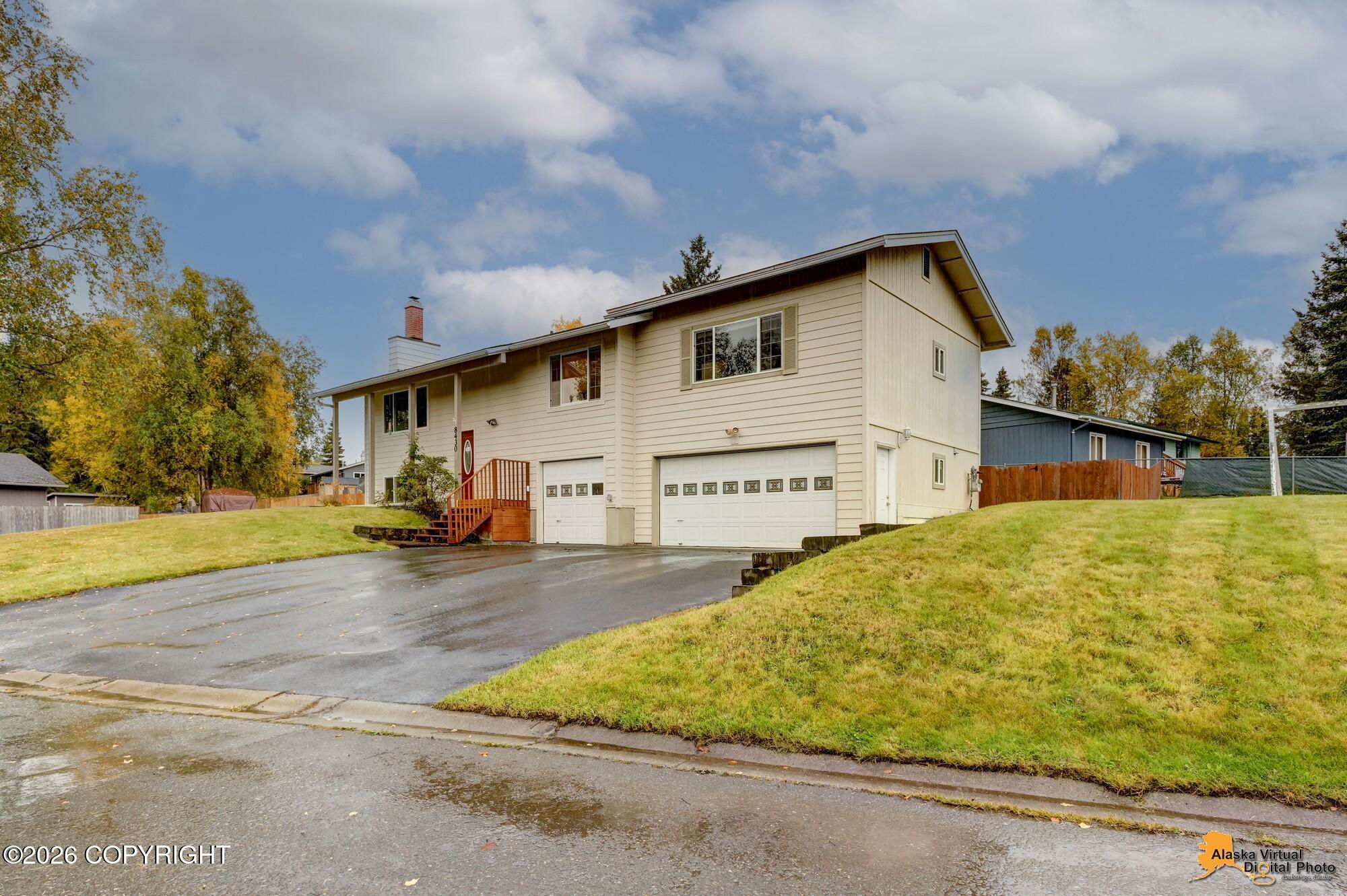 8430 Greenhill Way Property Photo 3