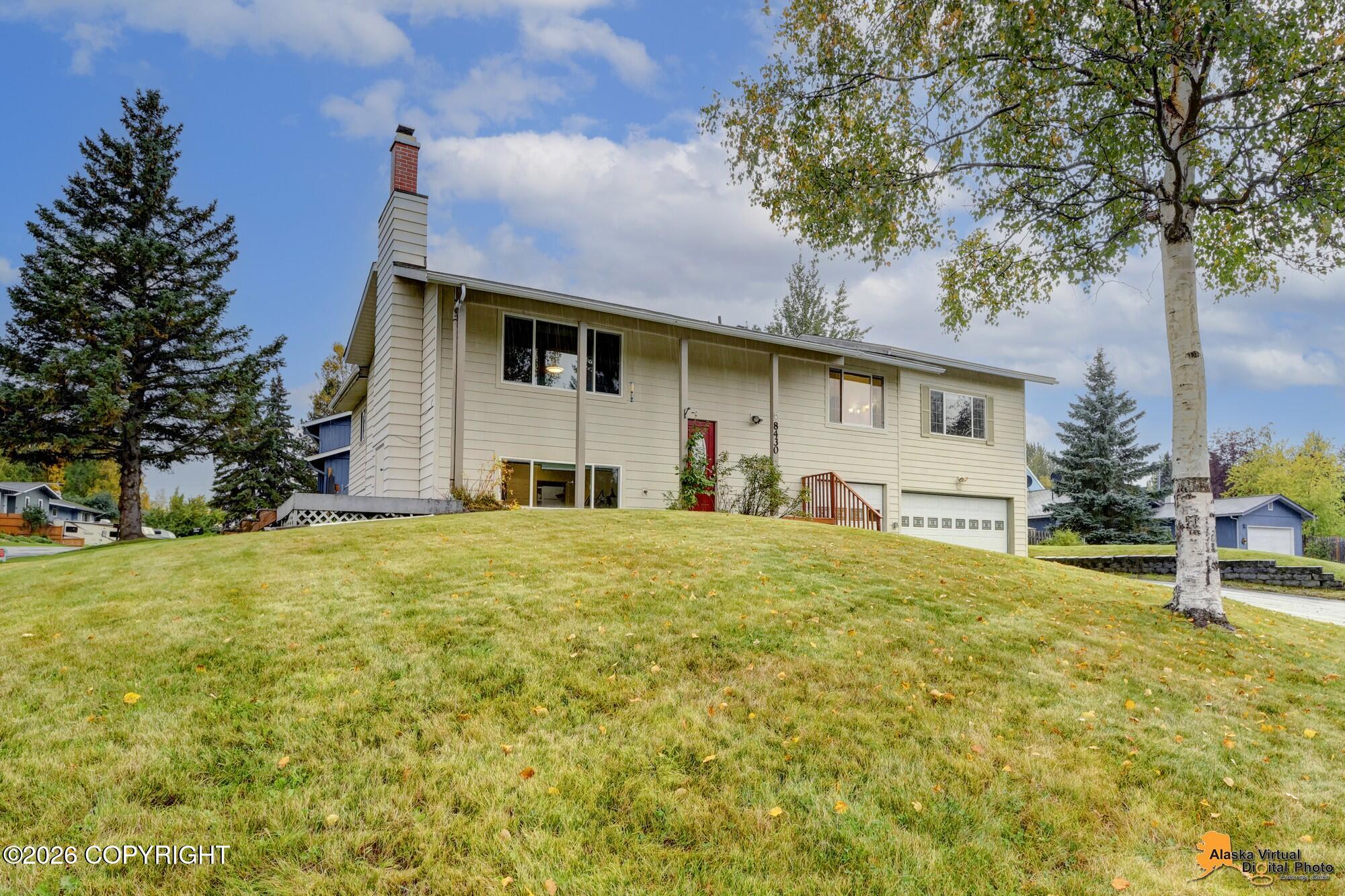 8430 Greenhill Way Property Photo 4