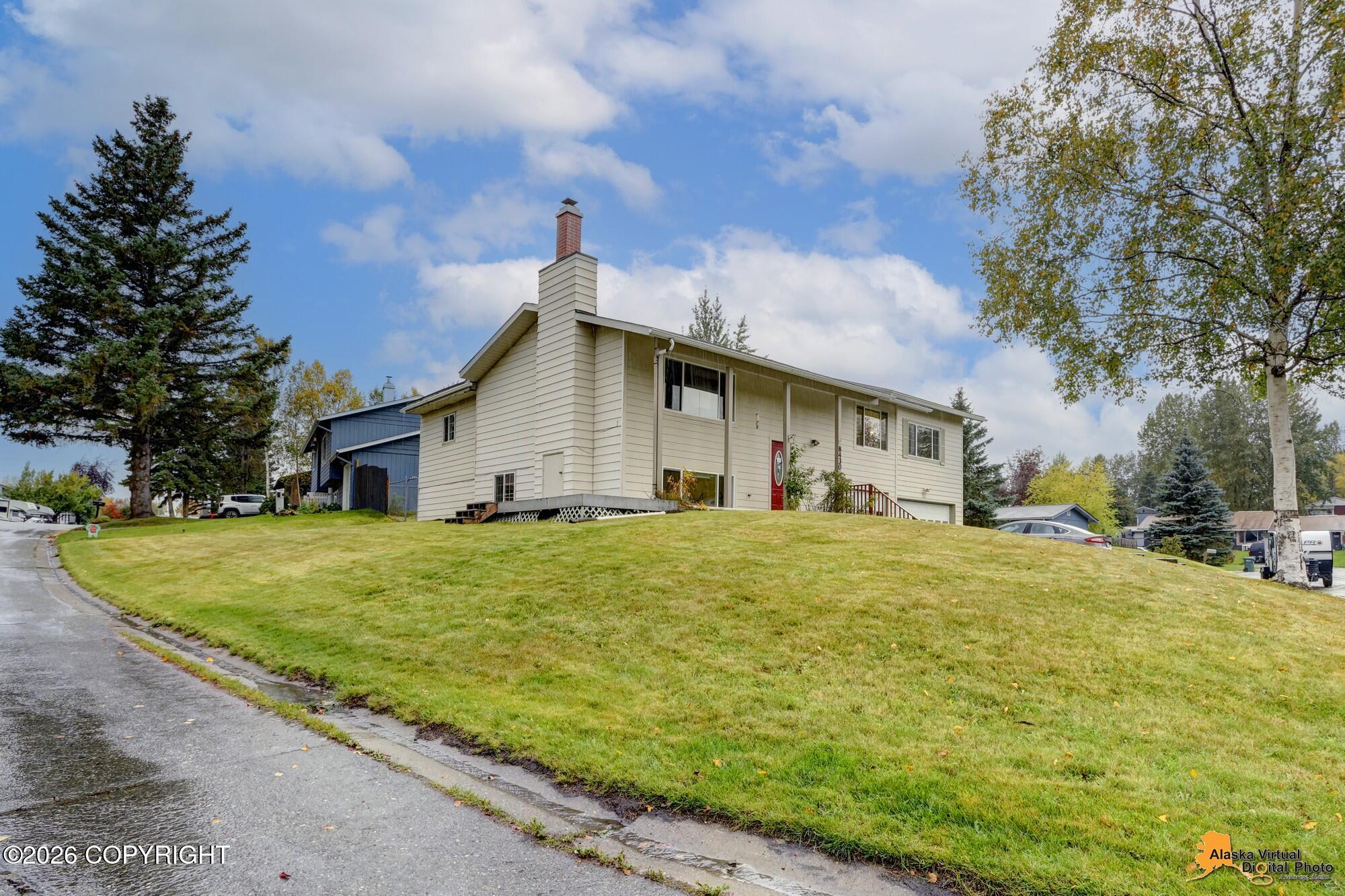 8430 Greenhill Way Property Photo 5