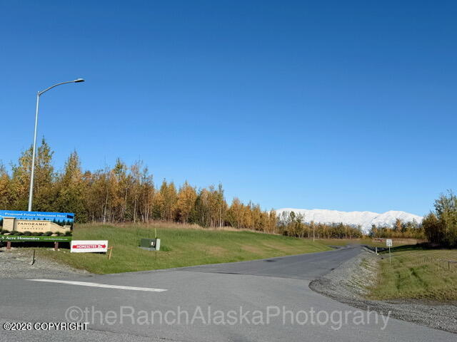 5560 E Forever View Circle Property Photo 2