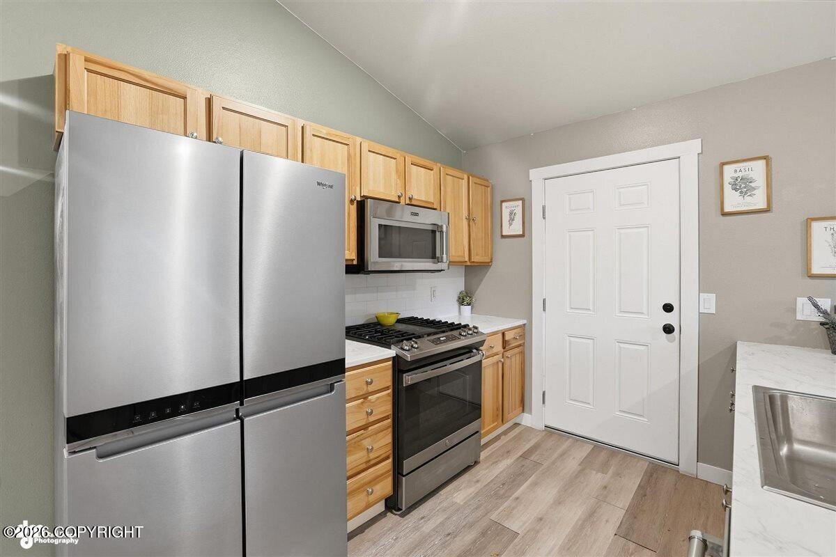 7852 S Lahti Circle Property Photo 9