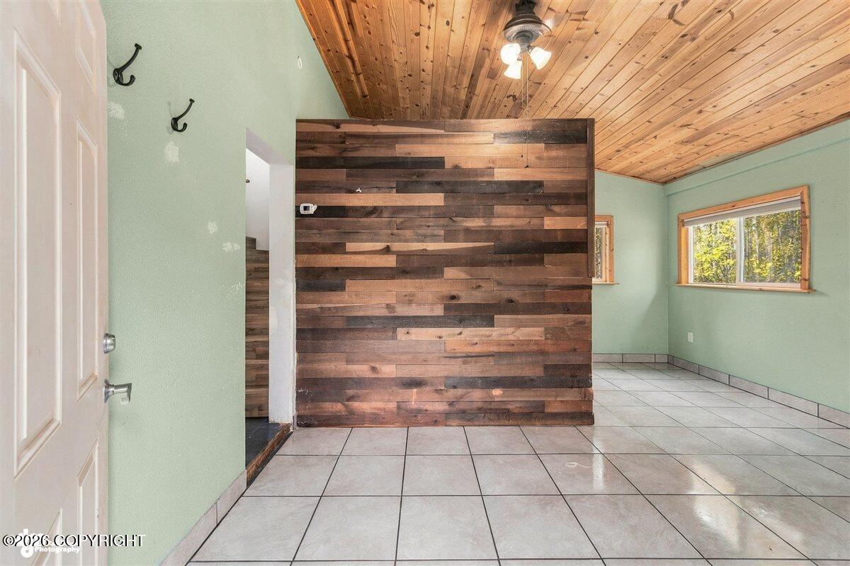 9377 N Blackie Loop Property Photo 4