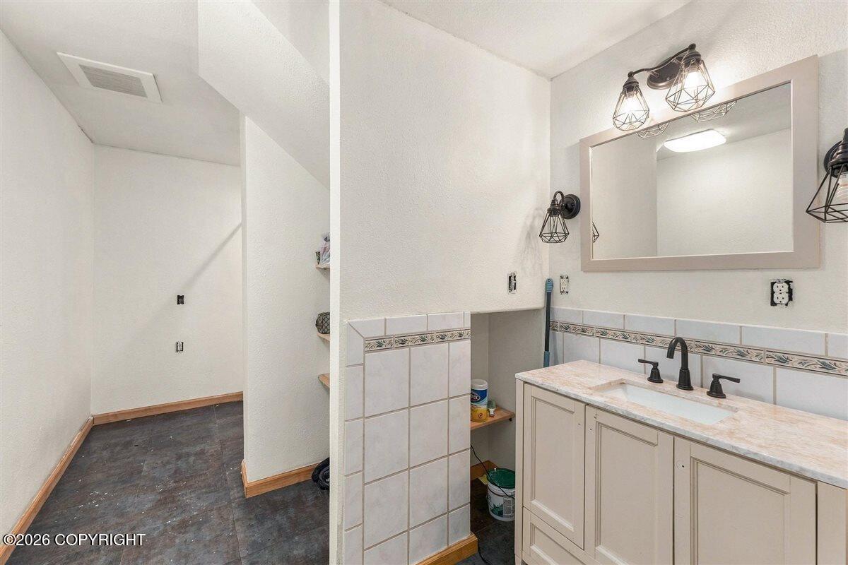9377 N Blackie Loop Property Photo 22