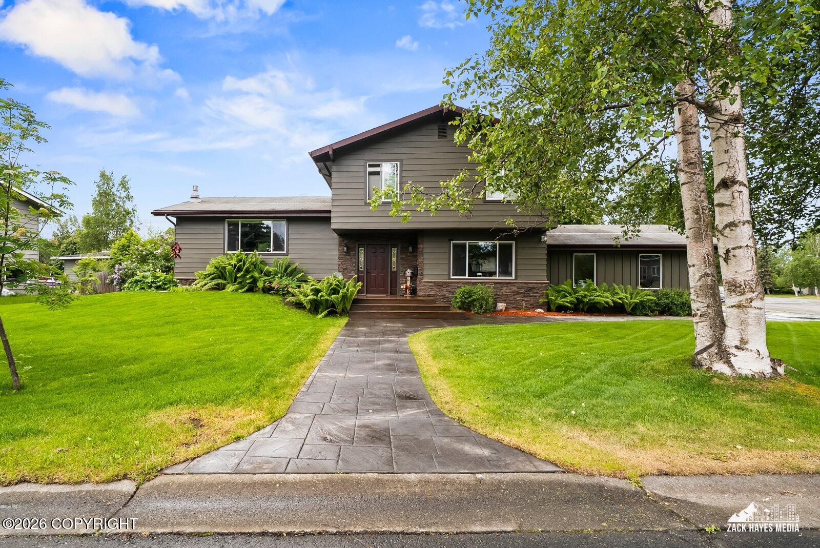 3303 Vassar Drive Property Photo 1