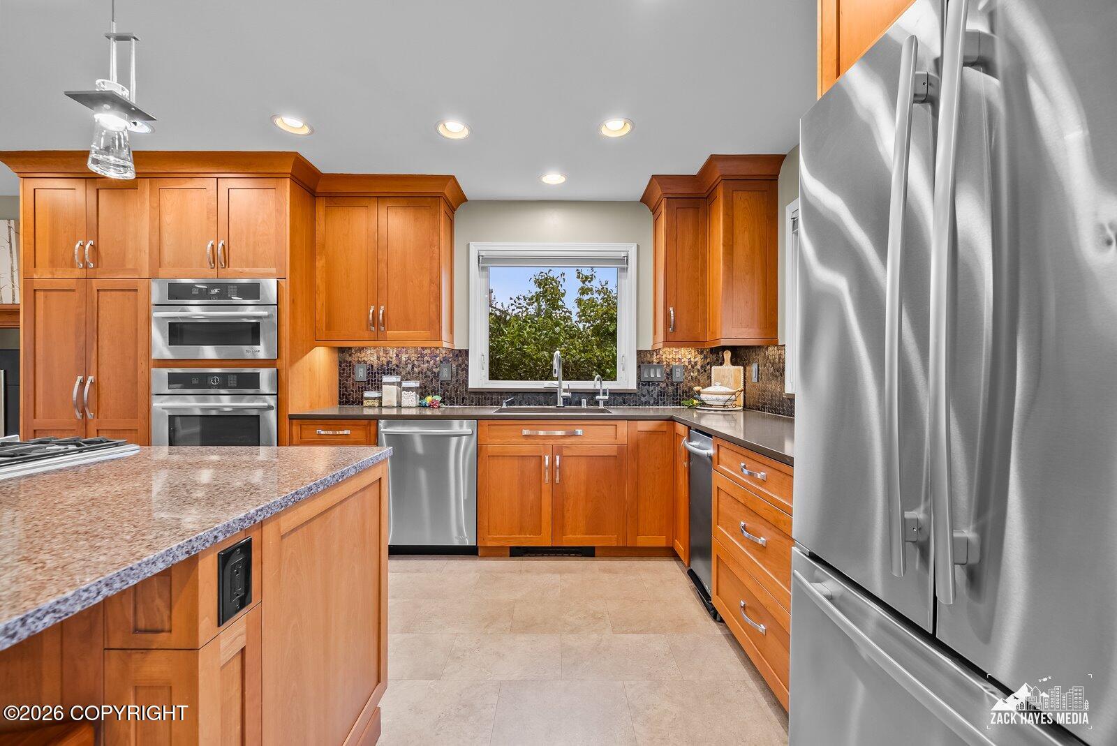 3303 Vassar Drive Property Photo 18