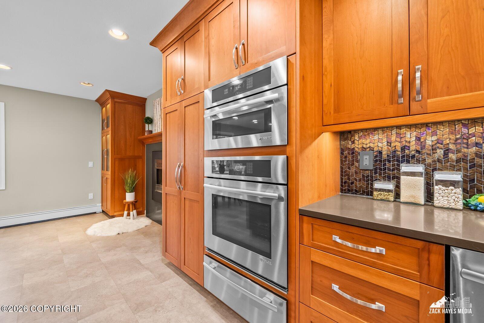 3303 Vassar Drive Property Photo 21
